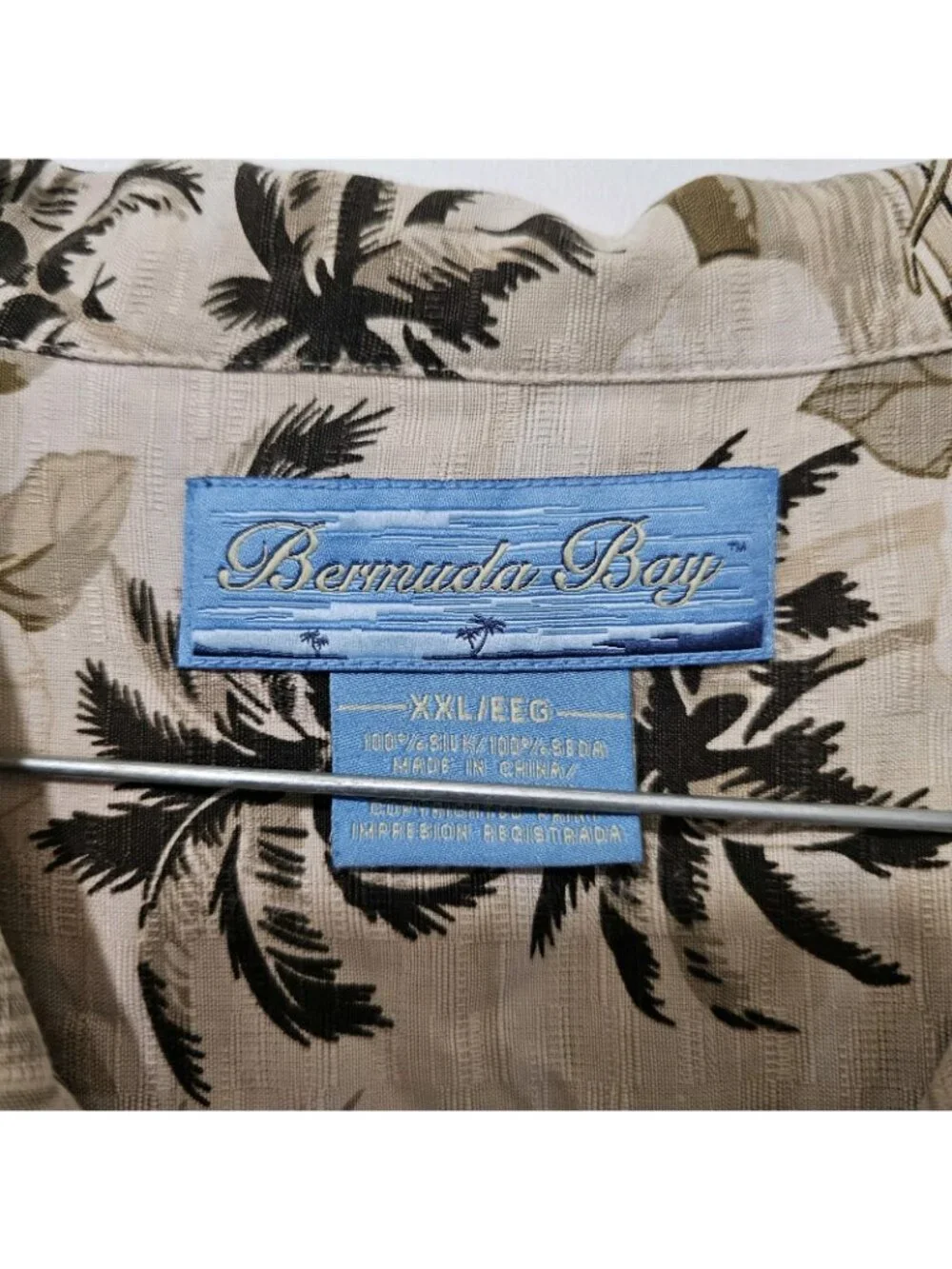 BERMUDA BAY Men's Hawaiian Shirt Size XXL Red Beige Btn Dwn Hibiscus Palms Print